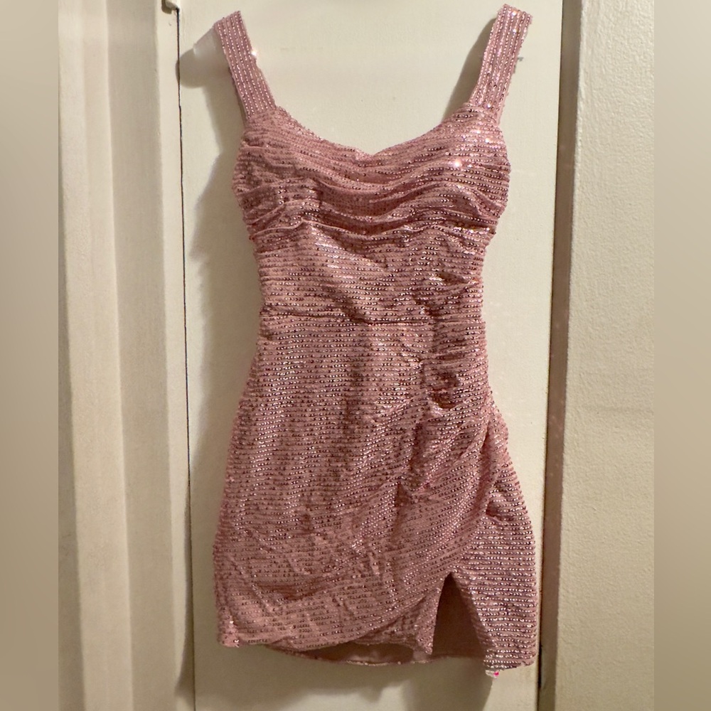 Dusty pink Sparkly Sequin Homecoming Dresse